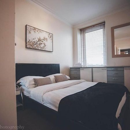 Prime 2 Bedroom City Centre Apt Aberdeen Bagian luar foto