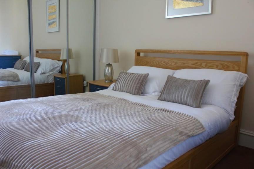 Prime 2 Bedroom City Centre Apt Aberdeen Bagian luar foto