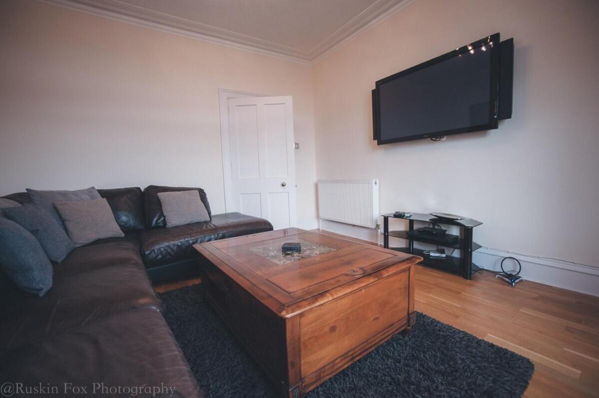 Prime 2 Bedroom City Centre Apt Aberdeen Bagian luar foto